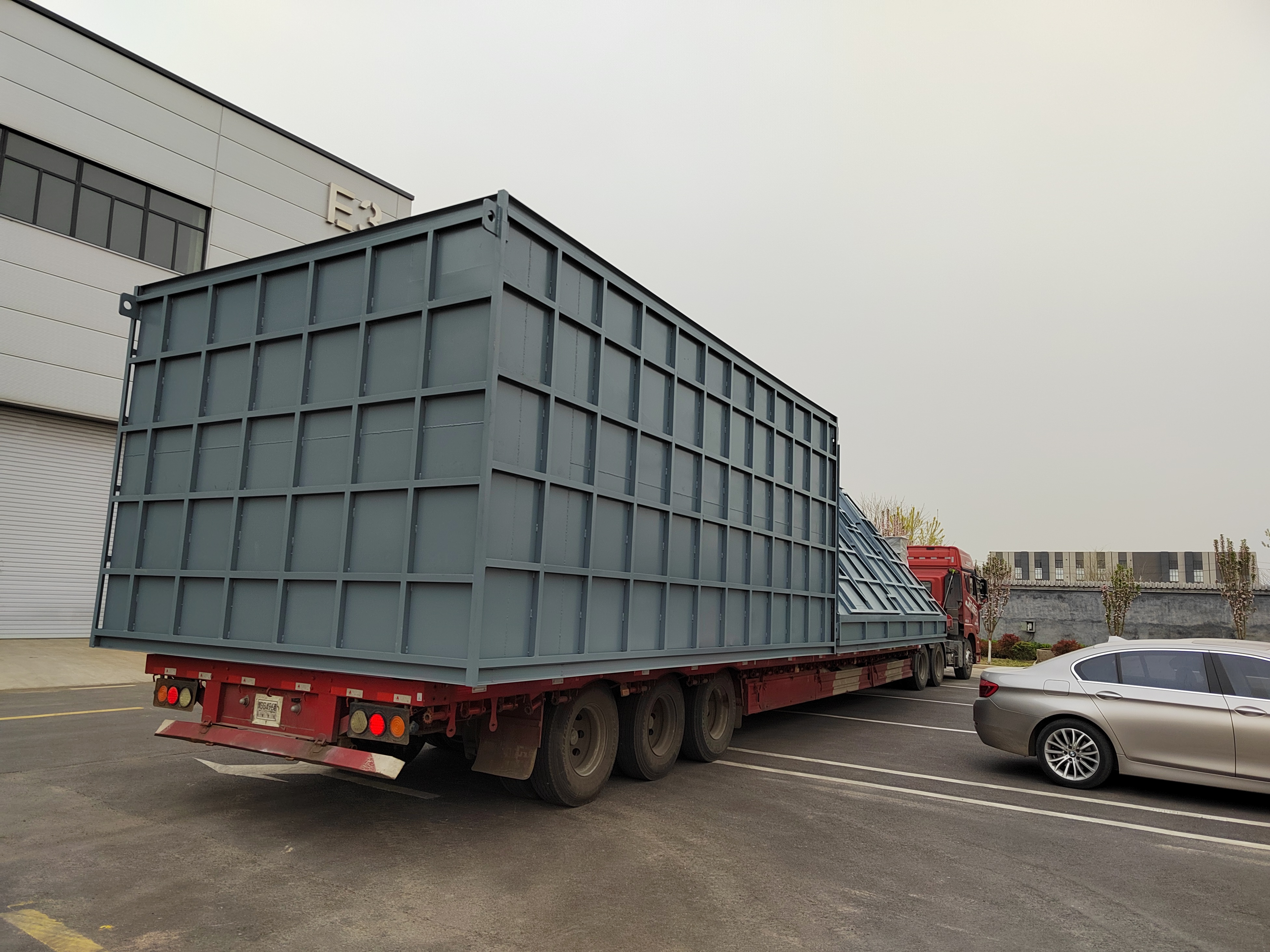 礦山氣箱式脈沖袋式除塵器