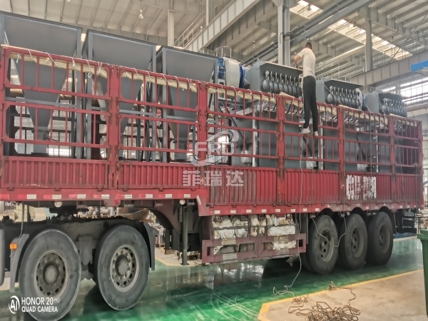 DMC型單機(jī)脈沖袋式除塵器